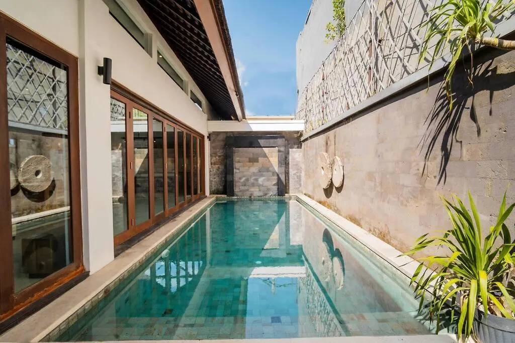 Ocean Breeze Villa -4Br Villa In Canggu Indonesia